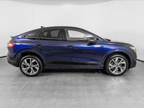 Used 2023 Audi Q4 e-tron Premium Plus w/ Premium Plus AWD/4WD image 9
