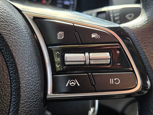 Used 2024 Kia Forte LXS image 31