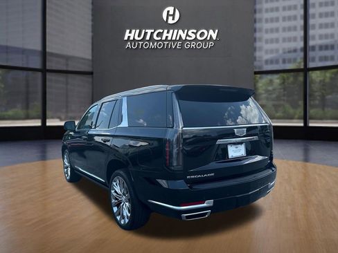 Certified 2026 Cadillac Escalade Luxury w/ LPO, Radiant Package AWD/4WD image 5