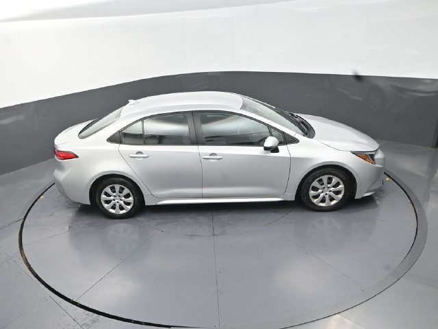 Used 2024 Toyota Corolla LE FWD image 30