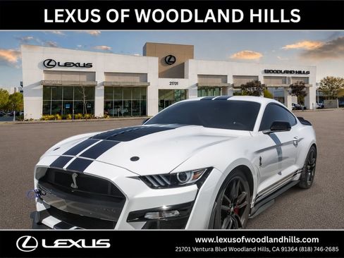 Used 2020 Ford Mustang Shelby GT500 w/ Technology Package RWD image 1
