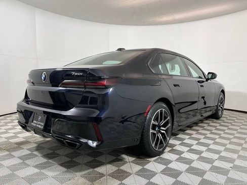 Certified 2023 BMW 760i xDrive 760i xDrive image 7