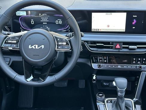 New 2026 Kia Seltos S FWD image 14