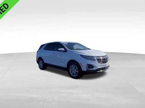 Used 2024 Chevrolet Equinox LT w/ LPO, Floor Liner Package image 3