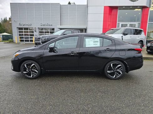 New 2025 Nissan Versa SR image 11