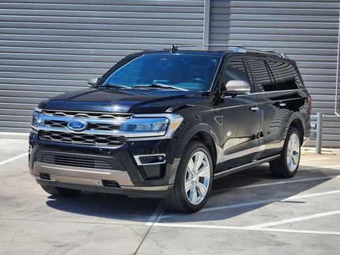 Used 2023 Ford Expedition Max King Ranch image 4