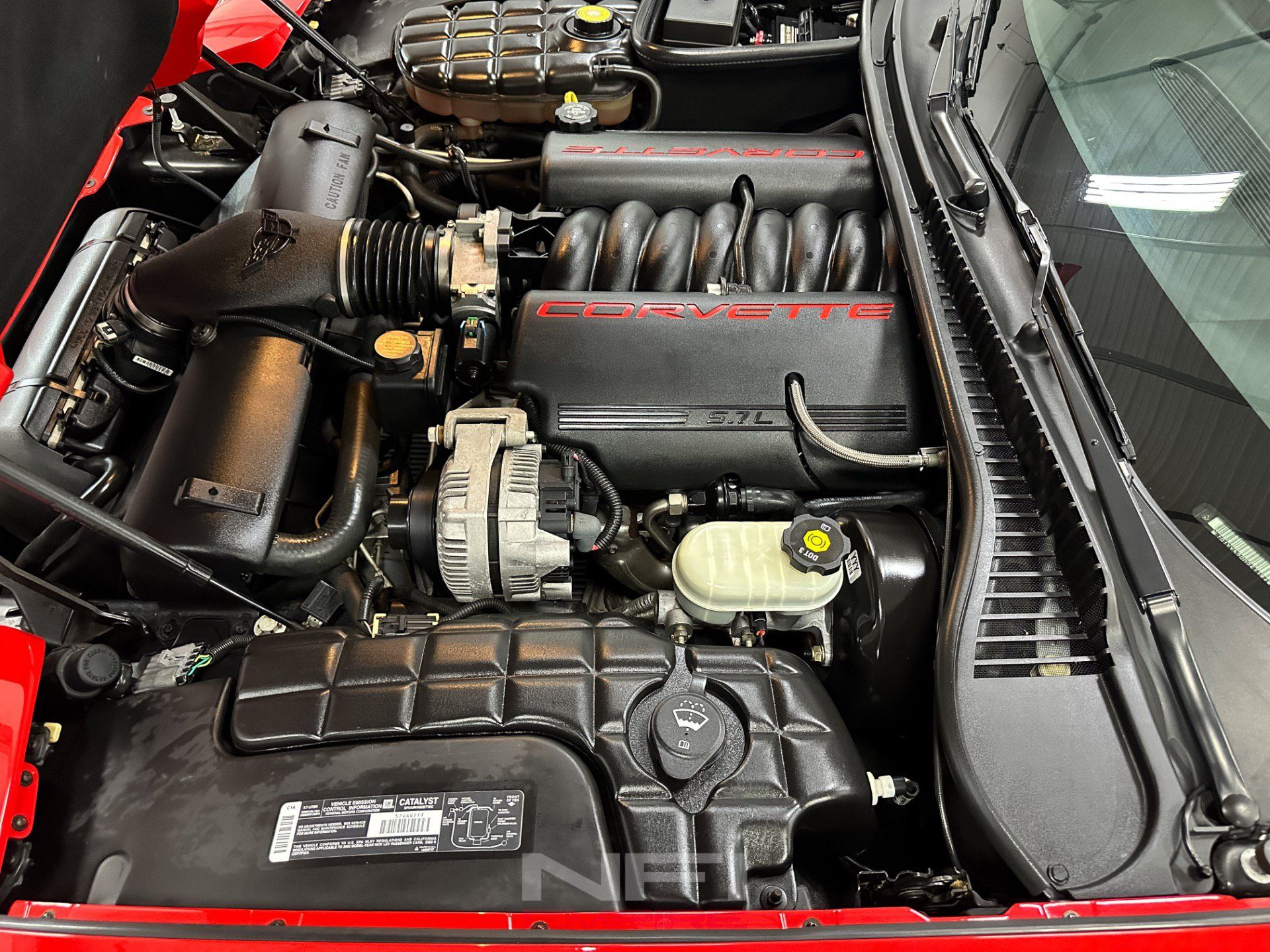 Used 2002 Chevrolet Corvette Coupe w/ Preferred Equipment Group2 RWD image 46