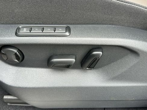 New 2026 Volkswagen Atlas SEL image 18