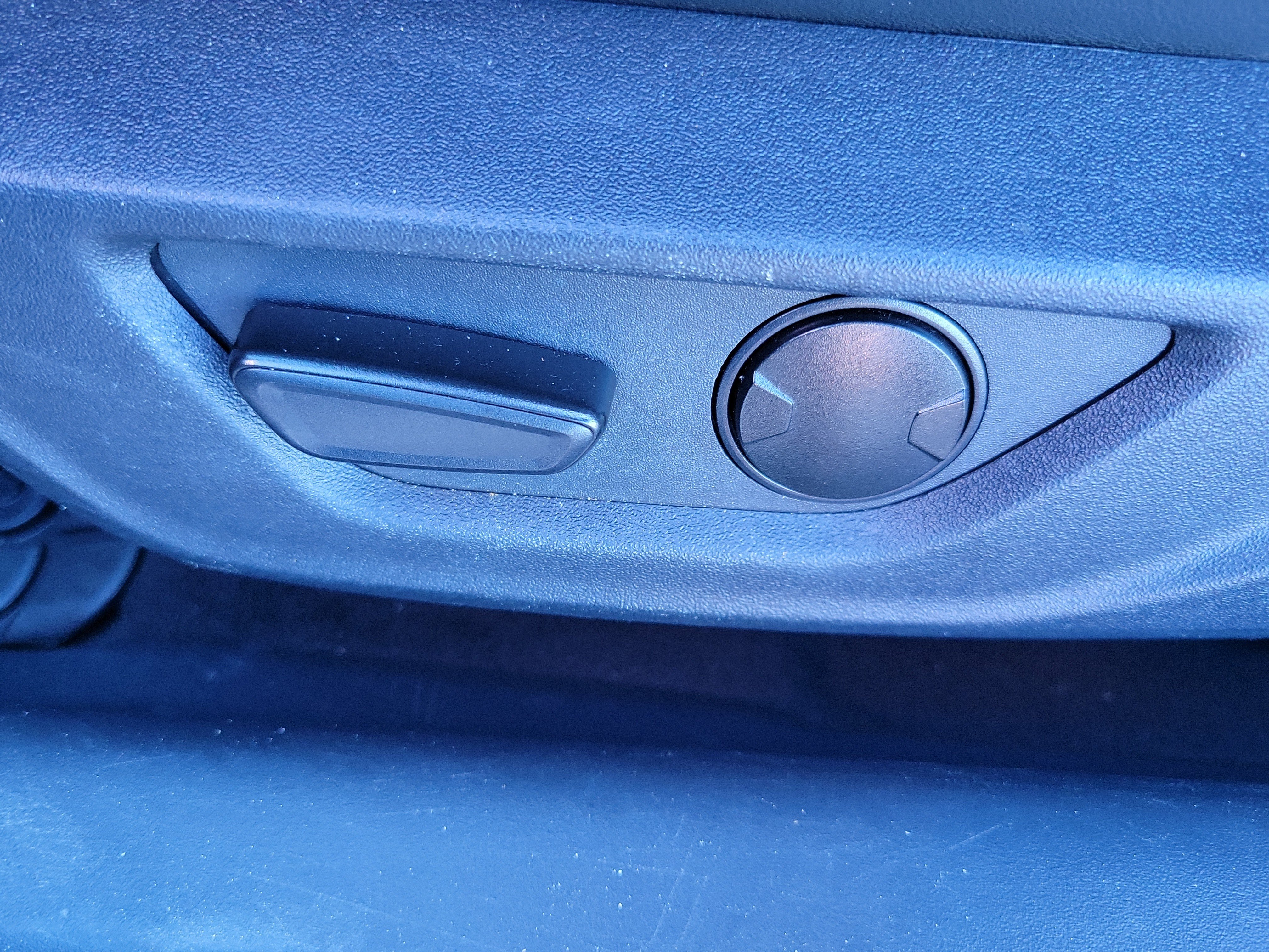 Used 2025 Ford Mustang Premium RWD image 14