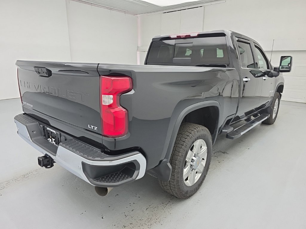 Used 2022 Chevrolet Silverado 3500 LTZ w/ LTZ Premium Package AWD/4WD image 12