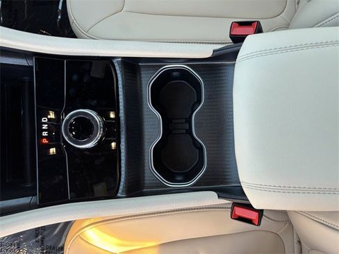 New 2025 Jeep Grand Cherokee L Limited image 13