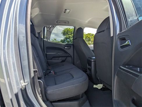 Used 2022 Chevrolet Colorado LT w/ LT Convenience Package image 13