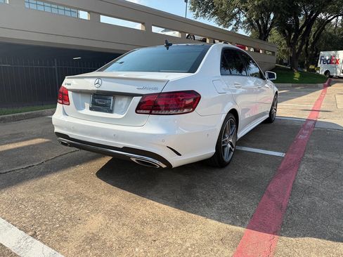 Used 2016 Mercedes-Benz E 400 Sedan image 6