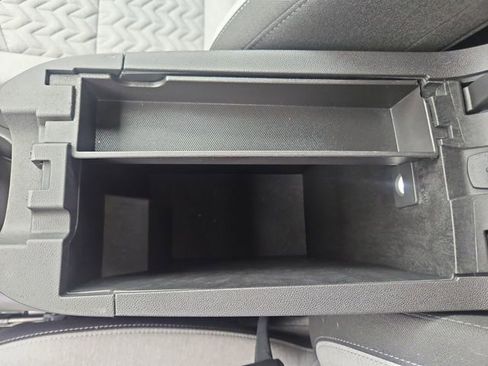 Used 2024 Chevrolet Equinox LS w/ LS Convenience Package FWD image 26