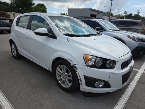 Used 2015 Chevrolet Sonic LT w/ Wheels and Fog Lamp Package FWD image 1