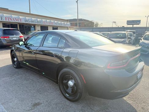 Used 2019 Dodge Charger Police w/ Street Appearance Group RWD image 6