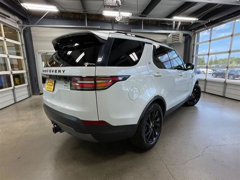 Used 2019 Land Rover Discovery HSE AWD/4WD image 5