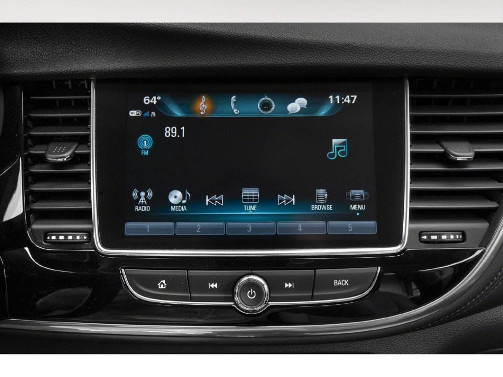 Used 2022 Buick Encore Preferred w/ Safety Package AWD/4WD image 7