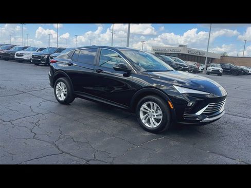 Used 2024 Buick Envista Preferred w/ Convenience I Package FWD image 2
