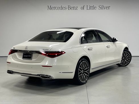 Used 2023 Mercedes-Benz S 580 4MATIC Sedan image 6