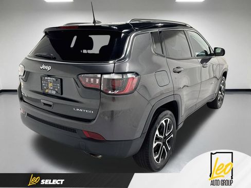 Used 2022 Jeep Compass Limited AWD/4WD image 8