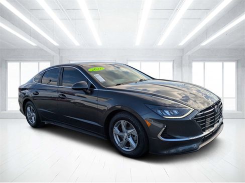 Used 2021 Hyundai Sonata SE image 1