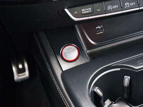 Used 2019 Audi S4 Prestige w/ Prestige Package image 23