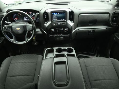Used 2022 Chevrolet Silverado 1500 Custom w/ LPO, Blackout Package AWD/4WD image 11