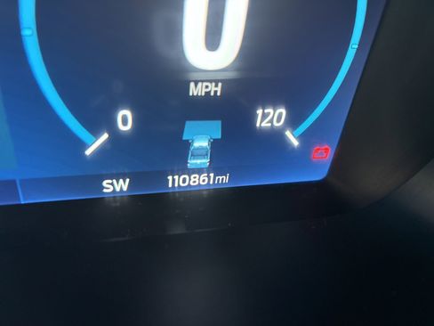 Used 2023 Ford F150 Lariat w/ Equipment Group 502A High image 21