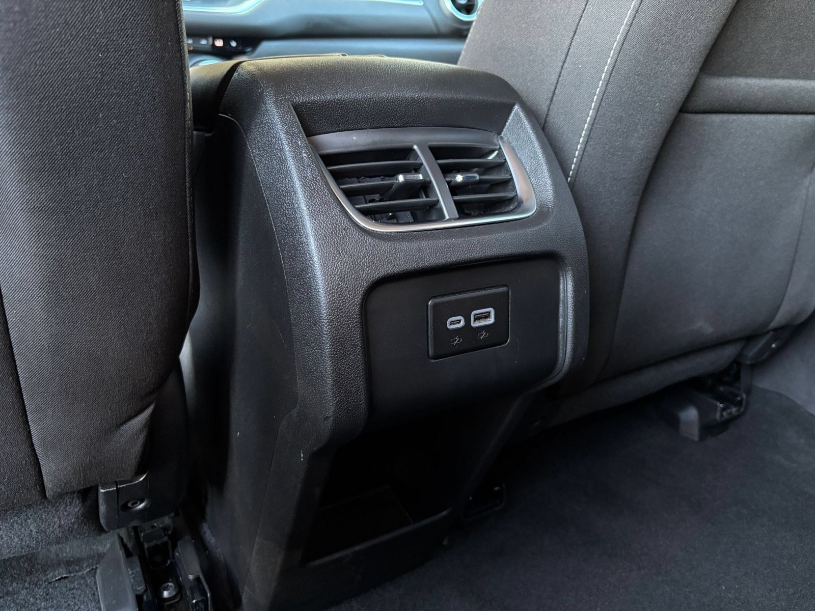 Used 2026 Chevrolet Blazer LT FWD image 22