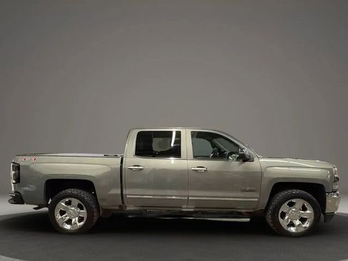 Used 2017 Chevrolet Silverado 1500 LTZ w/ Texas Edition AWD/4WD image 5