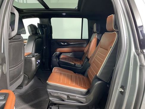 Certified 2023 GMC Yukon XL Denali Ultimate image 26