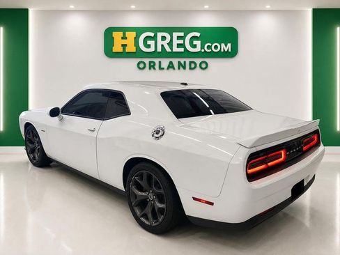 Used 2019 Dodge Challenger R/T RWD image 2