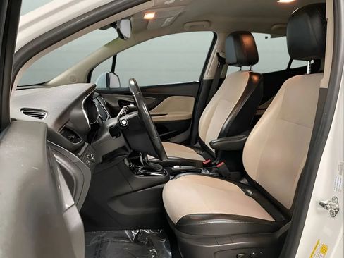 Used 2019 Buick Encore Sport Touring w/ Safety Package FWD image 10