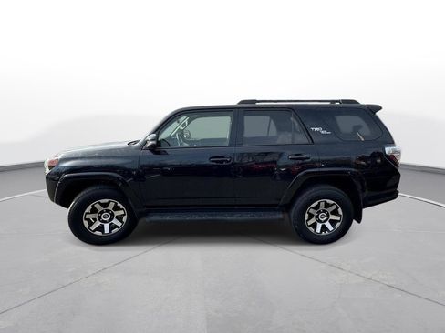 Certified 2024 Toyota 4Runner TRD Off-Road Premium image 9