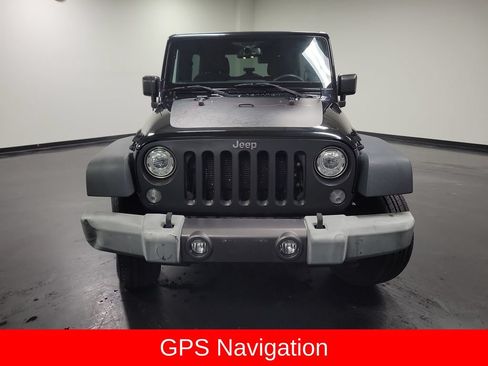 Used 2017 Jeep Wrangler Unlimited Sport AWD/4WD image 2