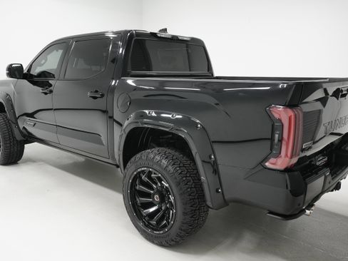 Used 2022 Toyota Tundra Platinum w/ Advanced Package image 5