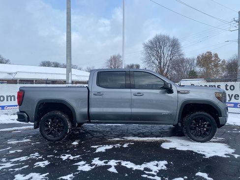 Used 2020 GMC Sierra 1500 AT4 image 2