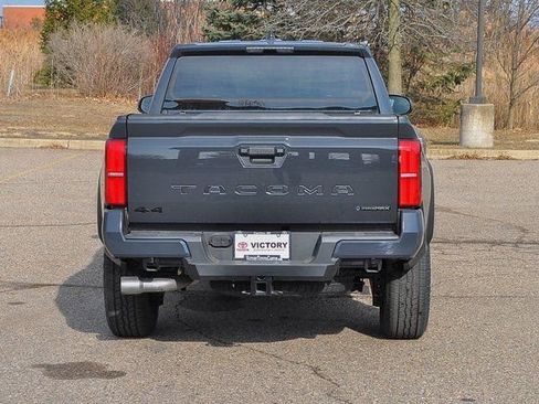 New 2026 Toyota Tacoma TRD Off-Road AWD/4WD image 4