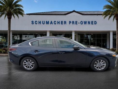 Used 2021 MAZDA MAZDA3 s FWD image 8
