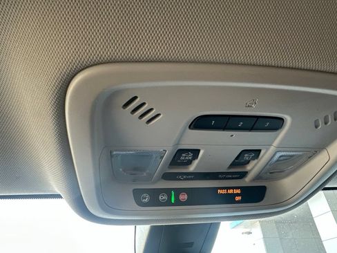Used 2019 Chevrolet Traverse Premier w/ Redline Edition FWD image 26