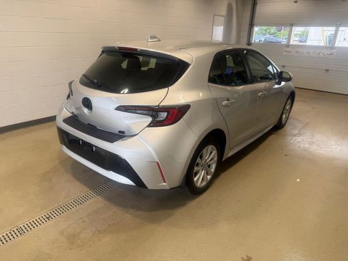 Used 2023 Toyota Corolla SE FWD image 5