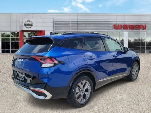 Used 2025 Kia Sportage SX FWD image 2