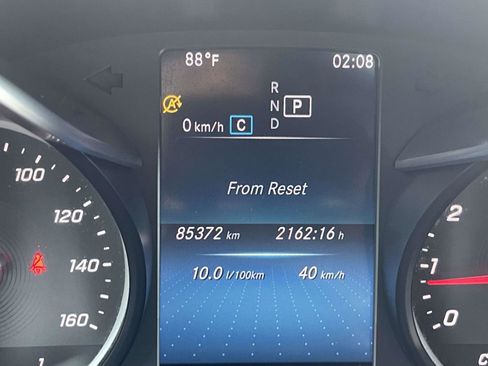 Used 2022 Mercedes-Benz GLC 300 4MATIC image 24