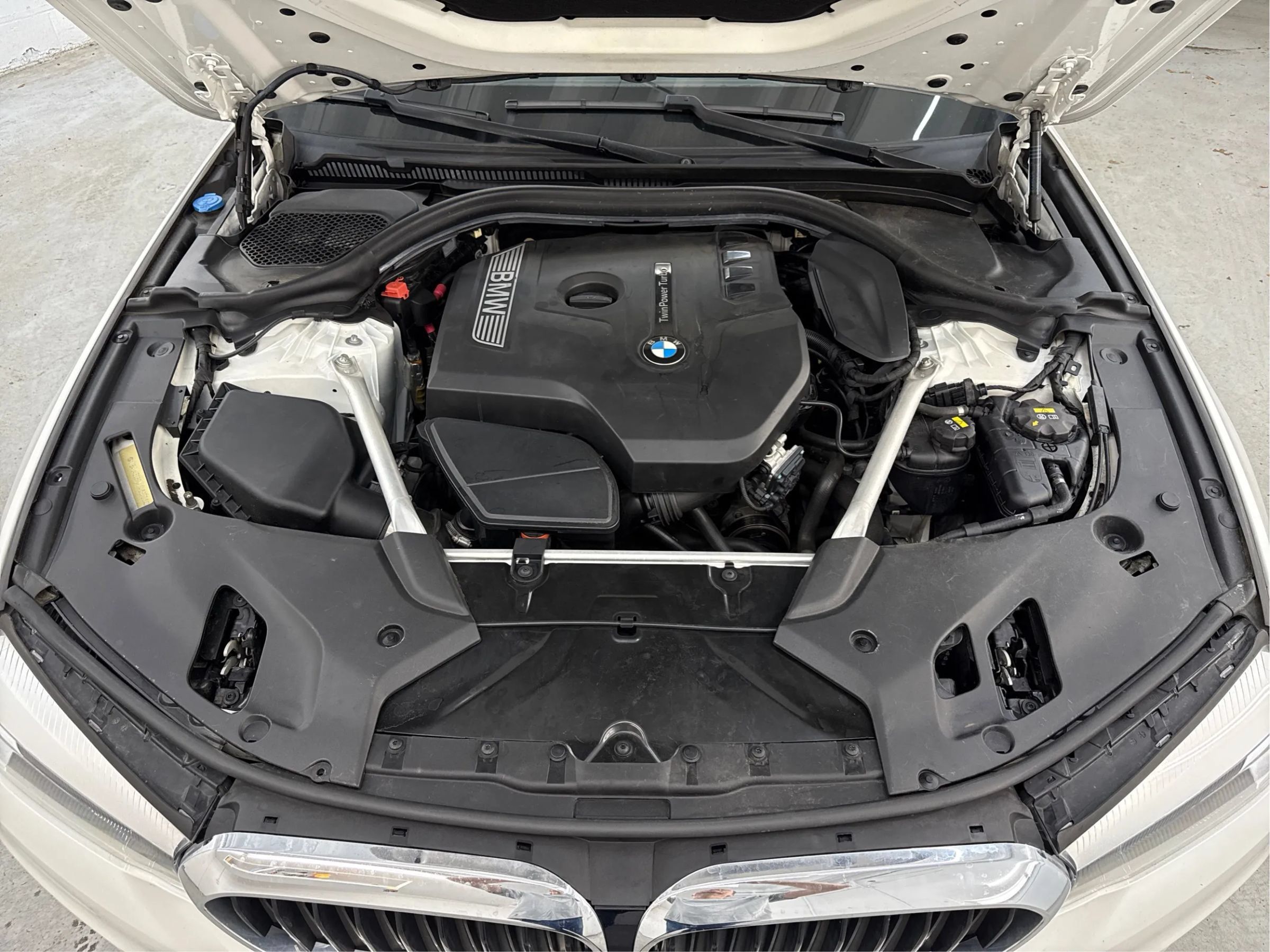 Used 2018 BMW 530i RWD image 29