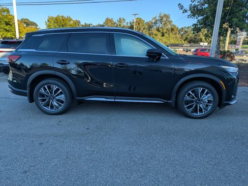 New 2026 INFINITI QX60 Luxe w/ Cargo Package image 3
