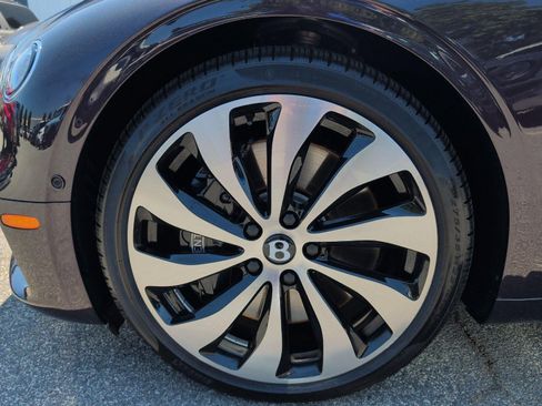 Used 2024 Bentley Continental GT V8 AWD/4WD image 6