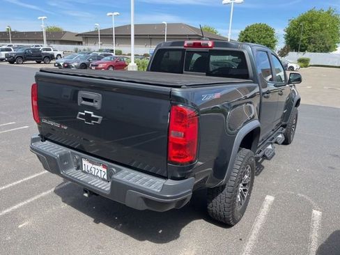 Used 2017 Chevrolet Colorado ZR2 image 7