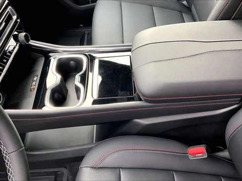 New 2026 Chevrolet Traverse Z71 w/ Driver Confidence Package image 8