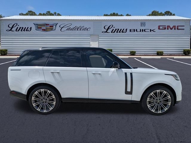 Used 2023 Land Rover Range Rover SE AWD/4WD image 3
